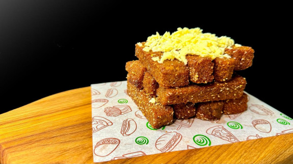 Гренки чесночные с сыром